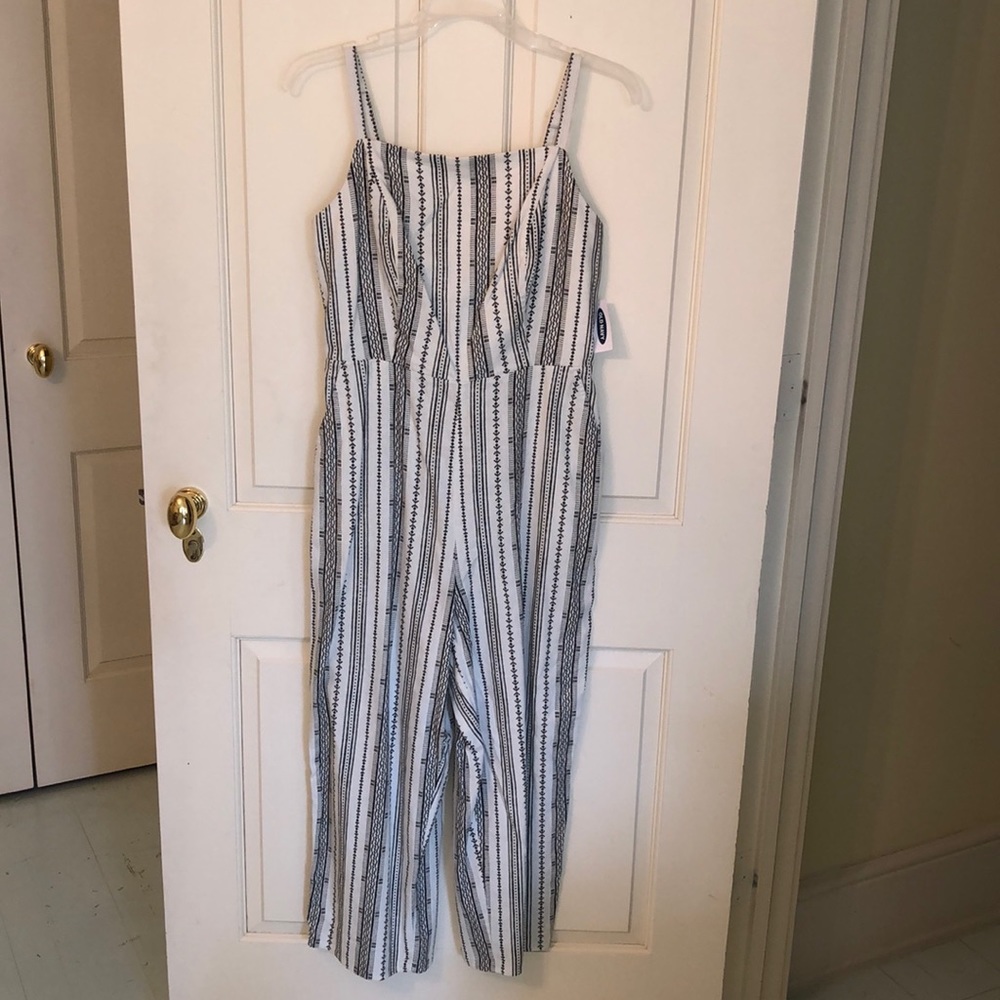 NWOT Old Navy Jumper